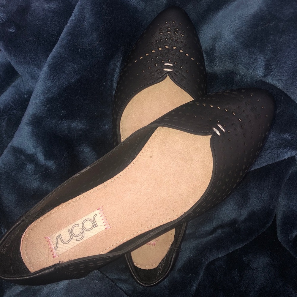 black dress wear flats
